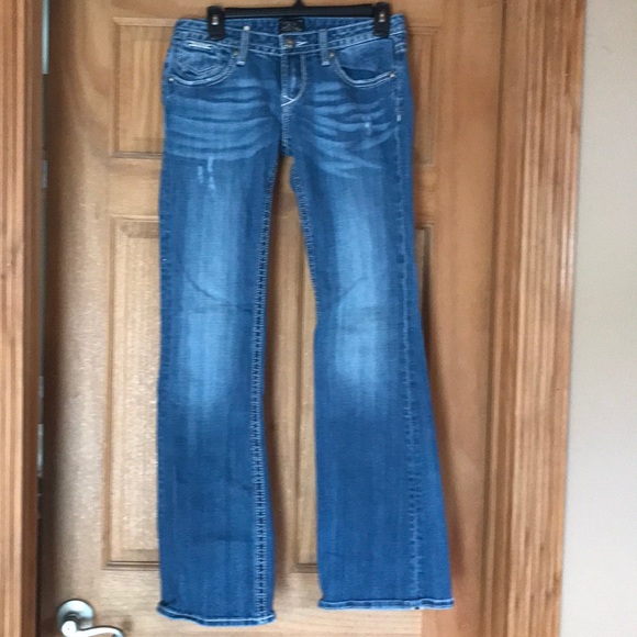 Jeans - Picture 3 of 4